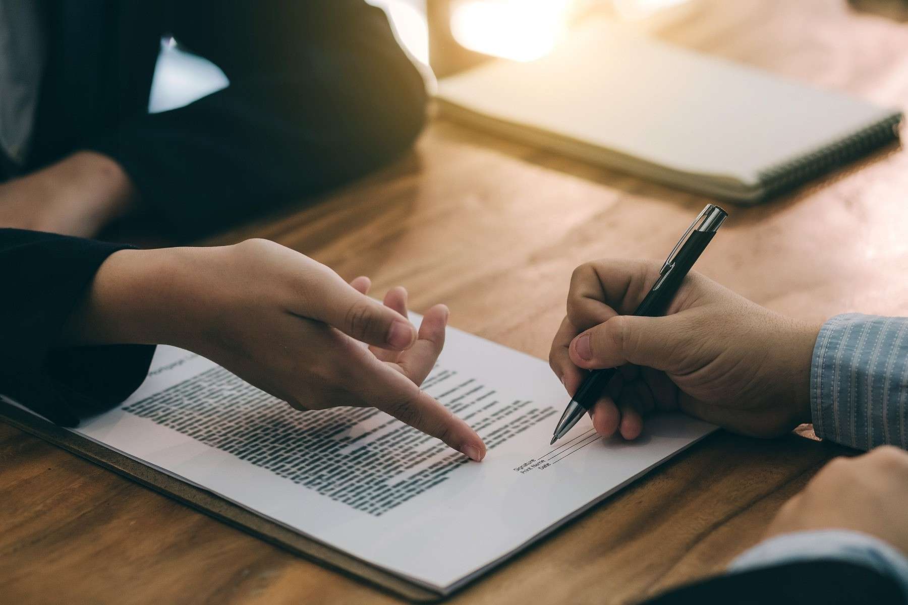 Maximizando a Eficiência com Contratos de Manutenção: Vantagens e Benefícios Essenciais