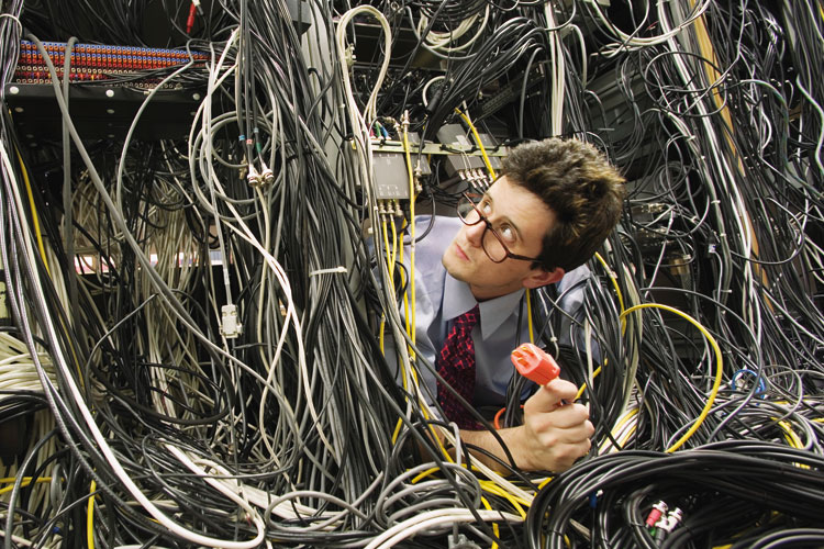Modernização Elétrica: Um Passo Essencial para a Eficiência e Segurança da Sua Empresa
